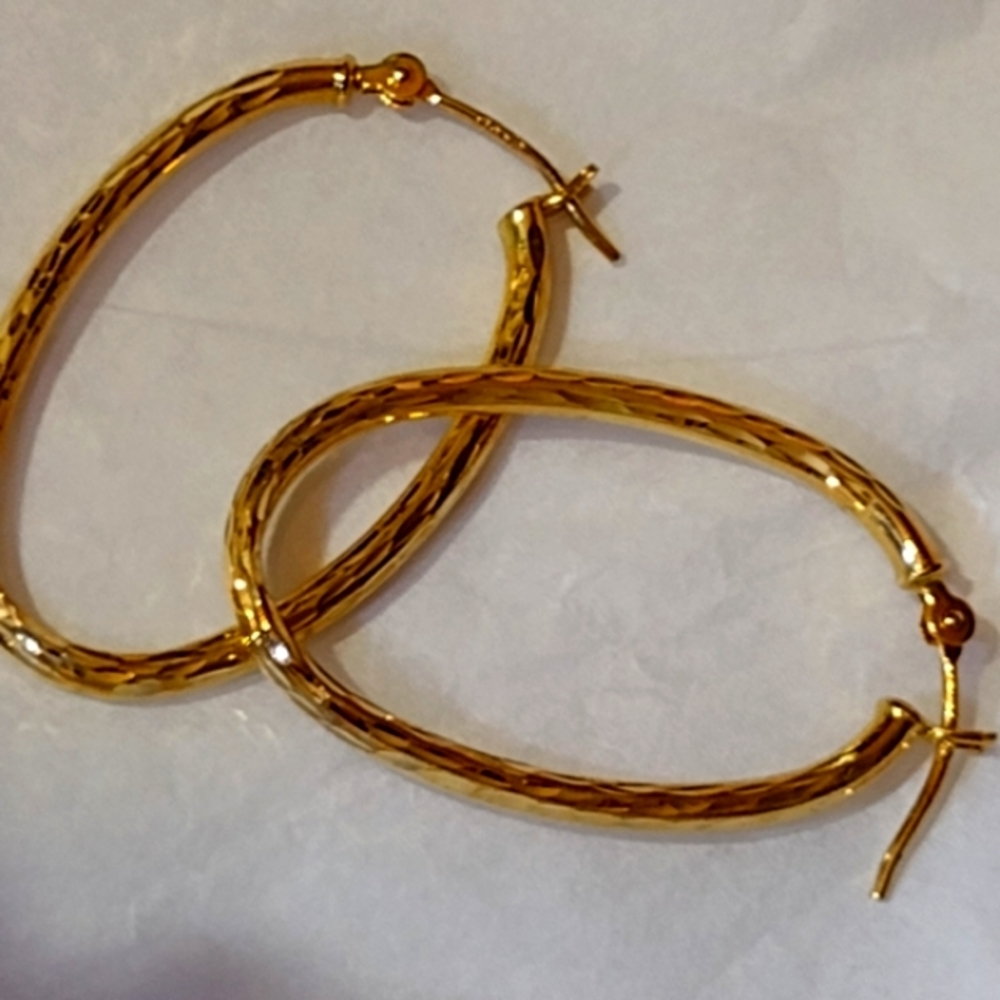 14K Michael Anthony Etched Gold Hoop Earrings NWT 1.0gms. 1.5" - Picture 9 of 11